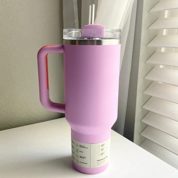 Stanley 40 oz Stainless Steel H2.0 FlowState Quencher Tumbler​ - Picture 3 of 12